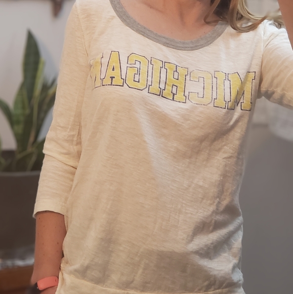 🛍XL Uof M shirt - Picture 1 of 4